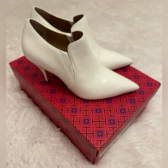 Tory Burch Shoes - Tory Burch Georgina White Ankle Bootie Size: 5.5